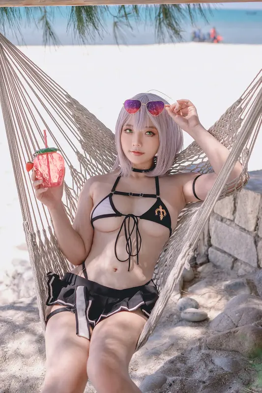 Messie Huang – NO.022 Hololive Danchou 9